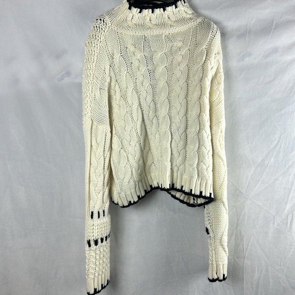 Chunky knit sweater - Picture 2 of 3